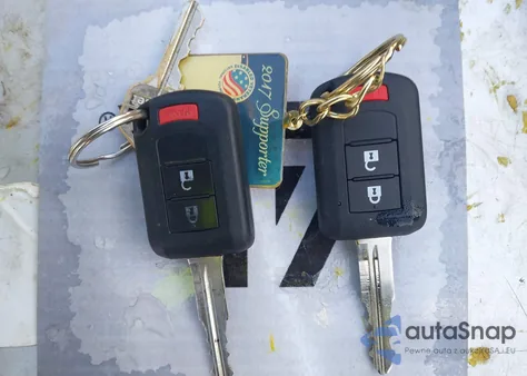 2019 Mitsubishi Outlander Sport 2.0 Es z USA, uszkodzony, nr VIN JA4AP3AU5KU029034